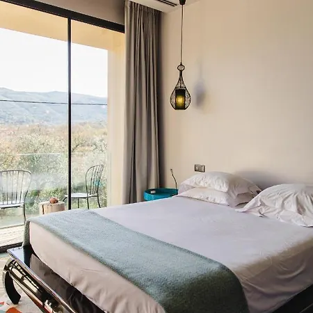 Hotel Cooking And Nature - Emotional Alvados