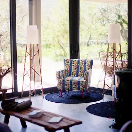 ホテル クッキング アンド ネイチャー エモーショナル アルヴァドス