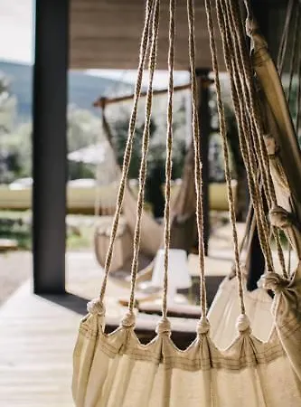 Hotel Cooking And Nature - Emotional