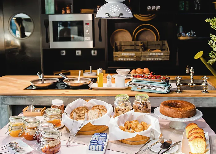 Hotel Cooking And Nature - Emotional