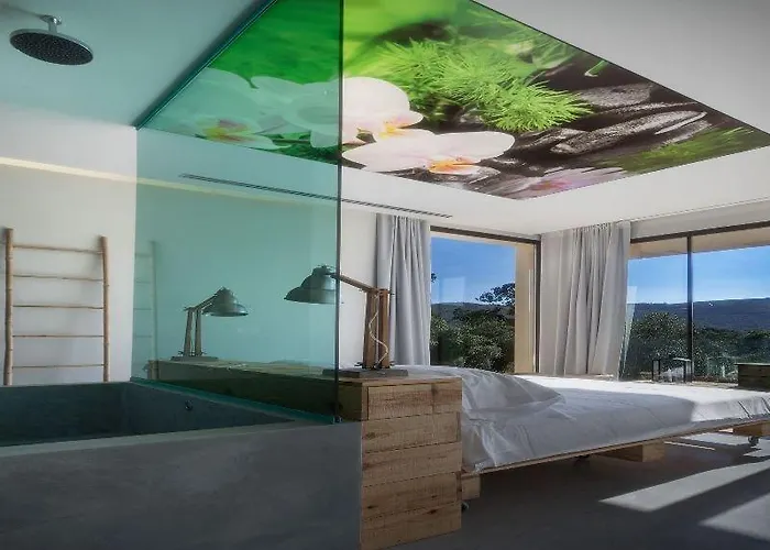 Hotel Cooking And Nature - Emotional